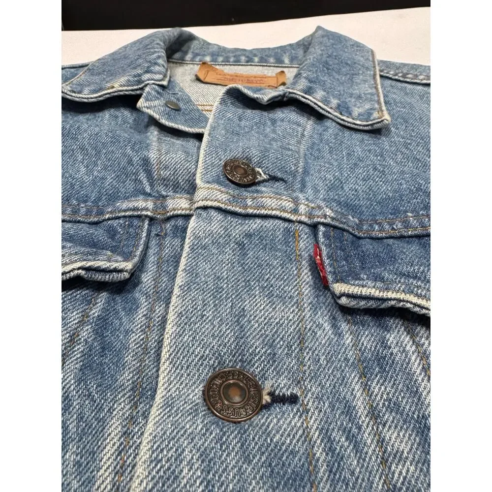 Levis Denim Jacket Size 38 Small Button Up